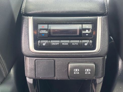 Used 2019 Subaru Ascent Limited w/ Popular Package #3 AWD/4WD image 27