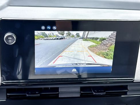Used 2024 Honda Prologue EX image 21