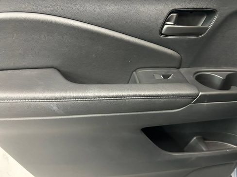 Used 2025 Honda Passport EX-L image 15