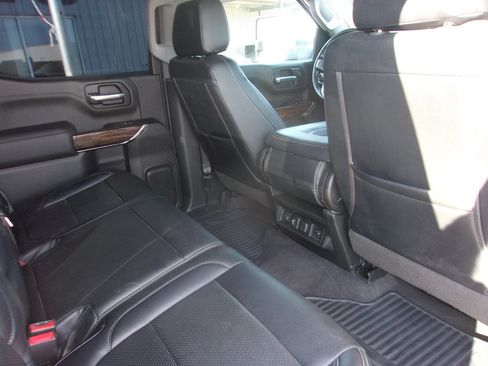 Used 2020 GMC Sierra 1500 Elevation w/ Elevation Value Package AWD/4WD image 13