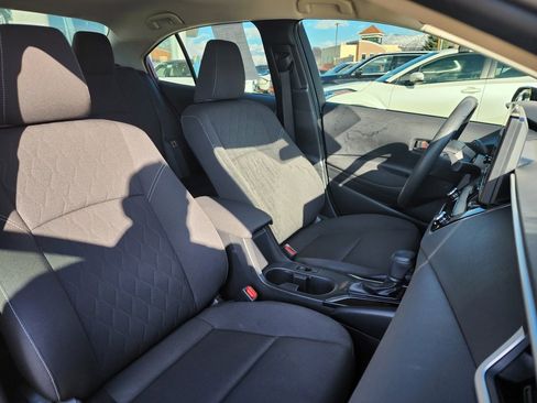 Used 2023 Toyota Corolla LE image 13