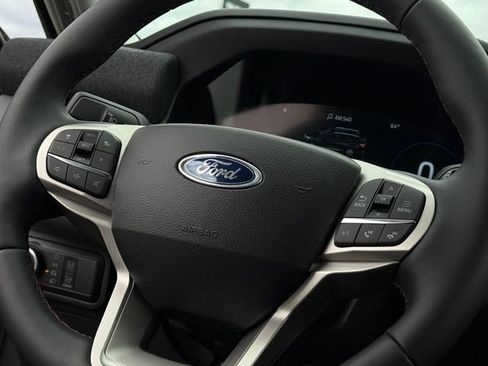 New 2026 Ford Explorer Active w/ Active Comfort Package AWD/4WD image 9
