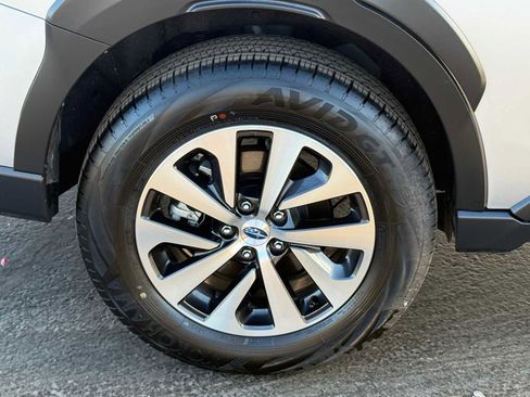 Certified 2025 Subaru Outback Premium w/ Popular Package #1A image 8