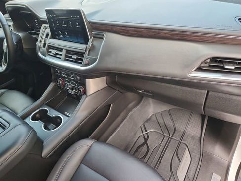 Used 2024 Chevrolet Tahoe Z71 w/ Luxury Package image 30