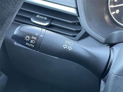 Used 2024 Nissan Altima 2.5 SV image 22