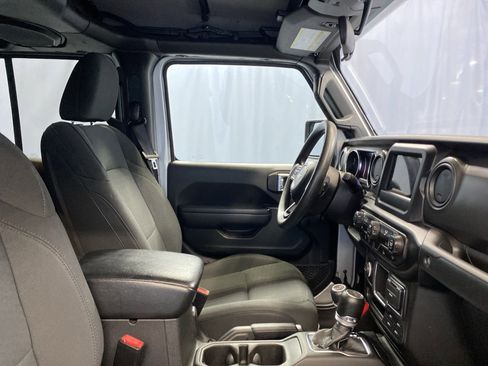 Certified 2022 Jeep Gladiator Sport image 43