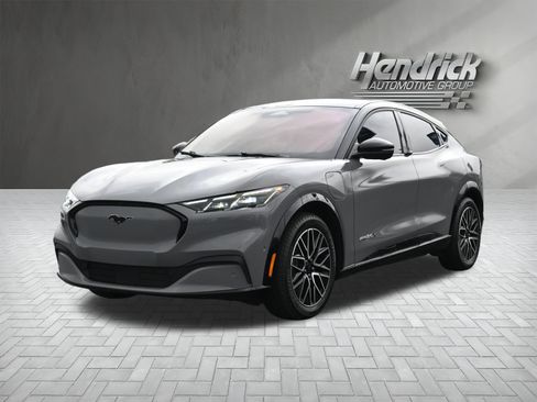 Used 2024 Ford Mustang Mach-E Premium image 7