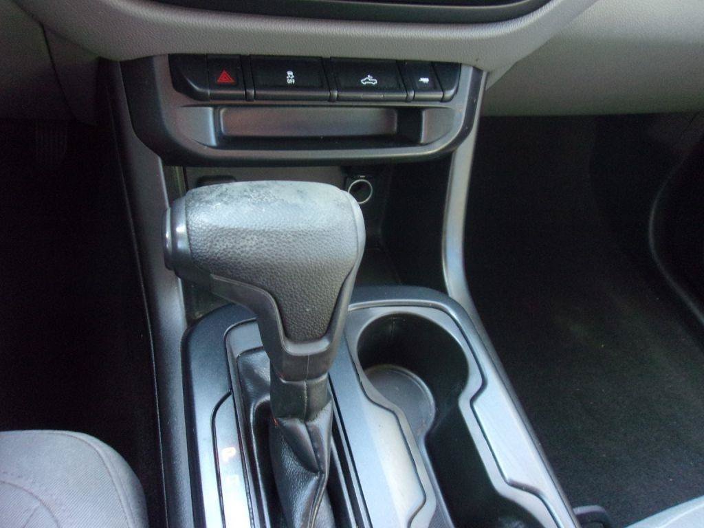 Used 2016 GMC Canyon 2WD Crew Cab w/ Convenience Package image 16