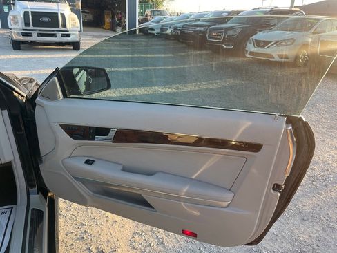 Used 2011 Mercedes-Benz E 550 Coupe image 15