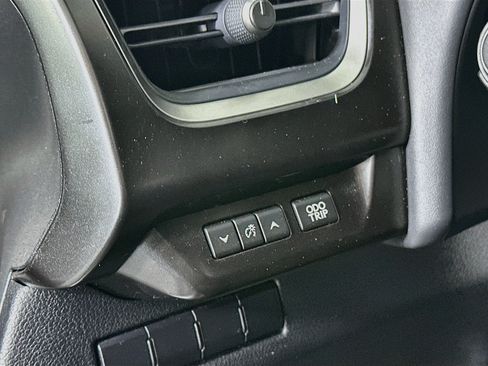 Used 2019 Lexus UX 200 w/ Premium Package FWD image 17