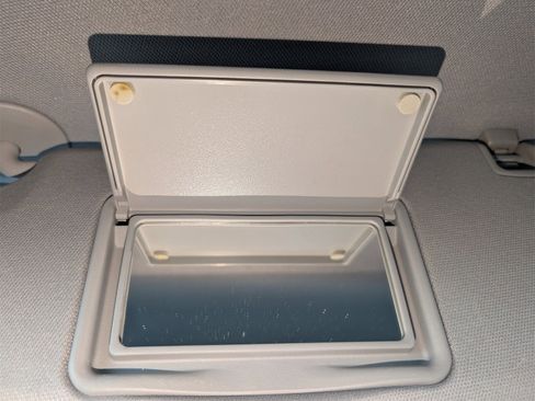 Used 2023 Chevrolet Malibu LS image 33