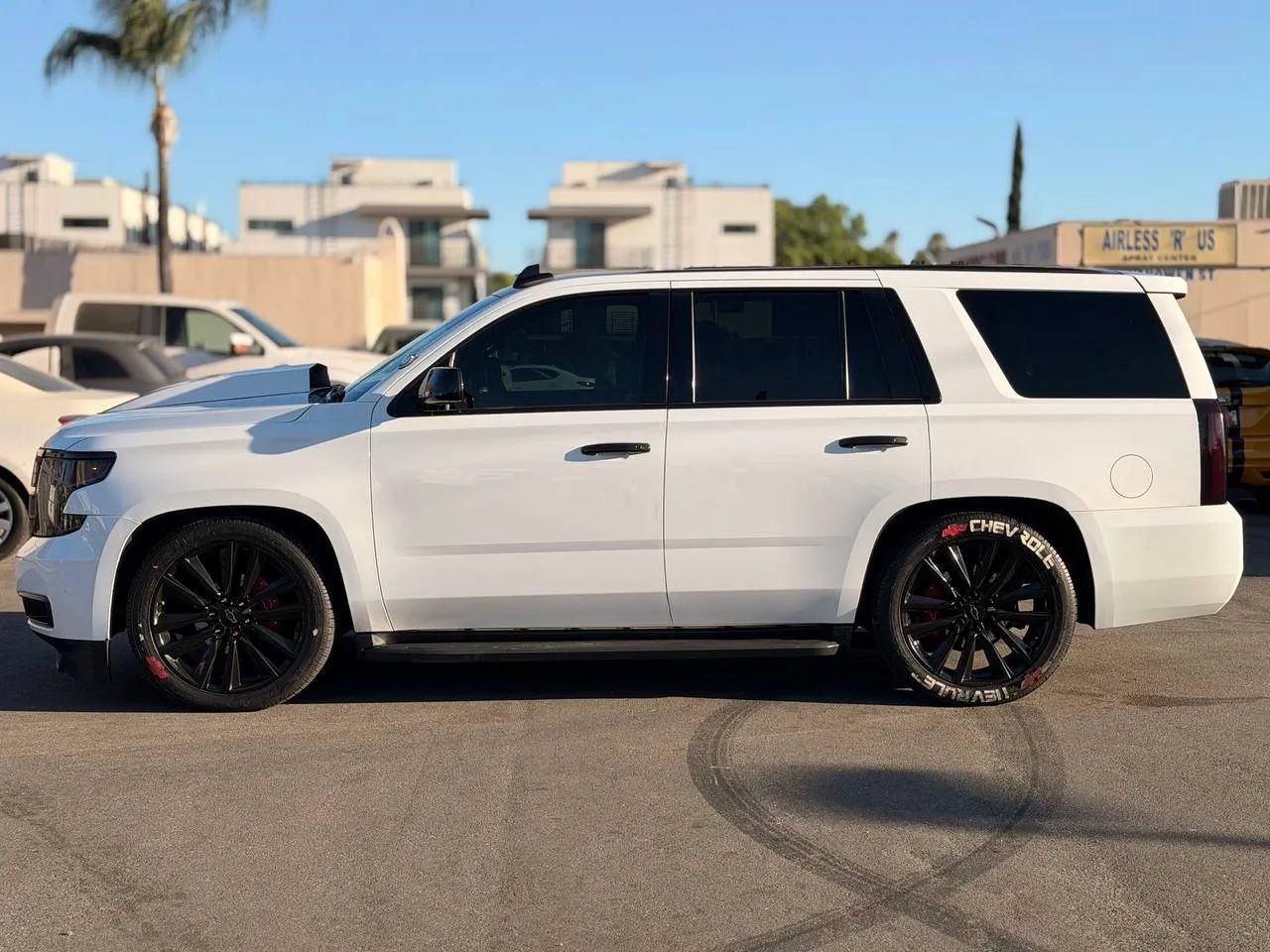 Used 2018 Chevrolet Tahoe 4WD image 8