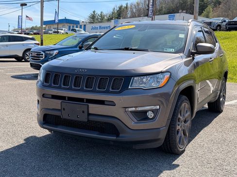 Used 2021 Jeep Compass Latitude AWD/4WD image 9