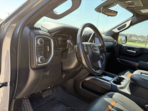 Used 2021 GMC Sierra 1500 AT4 w/ AT4 Value Package AWD/4WD image 13