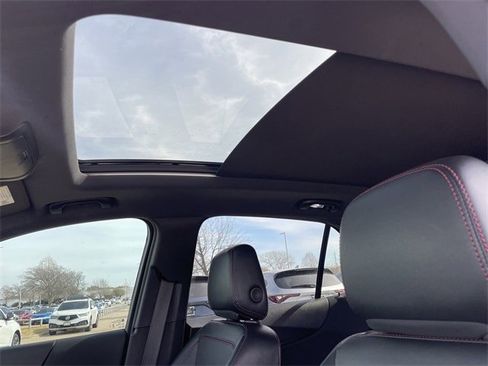 Used 2024 Chevrolet Equinox RS w/ RS Leather Package image 25