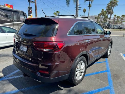 Used 2020 Kia Sorento LX w/ LX I4 Convenience Package FWD image 8