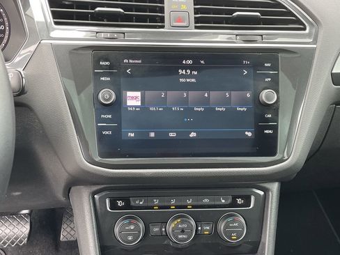 Used 2019 Volkswagen Tiguan SEL Premium AWD/4WD image 21