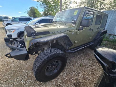 Used 2013 Jeep Wrangler Unlimited Rubicon w/ Connectivity Group image 8