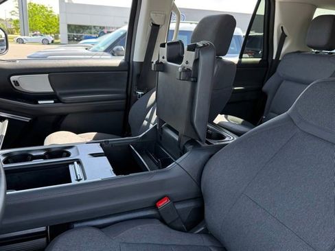 Used 2025 Ford Expedition Max Active AWD/4WD image 39