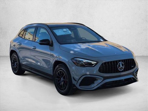 New 2026 Mercedes-Benz GLA 35 AMG 4MATIC image 7