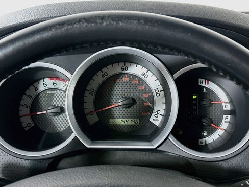 Used 2011 Toyota Tacoma PreRunner w/ TRD Sport Pkg RWD image 12