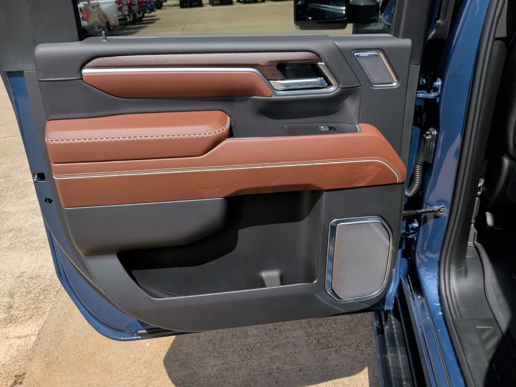 New 2026 GMC Sierra 2500 Denali Ultimate AWD/4WD image 37
