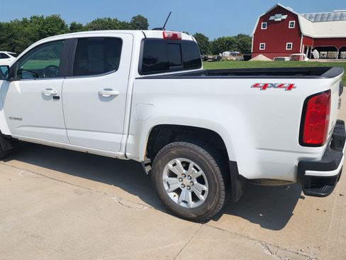 Used 2018 Chevrolet Colorado LT w/ LT Convenience Package AWD/4WD image 6