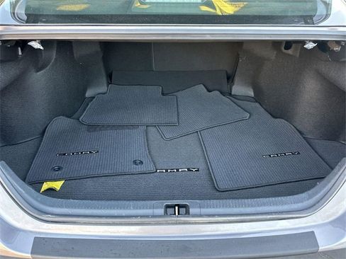 Used 2022 Toyota Camry SE image 23