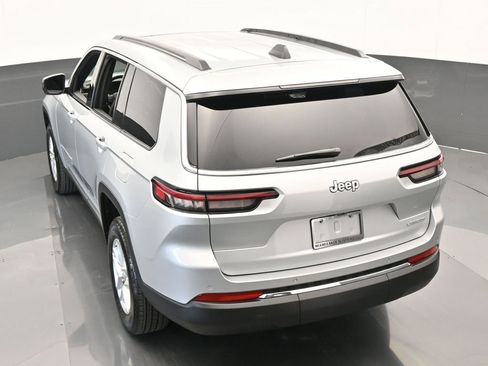 Used 2024 Jeep Grand Cherokee L Laredo image 39