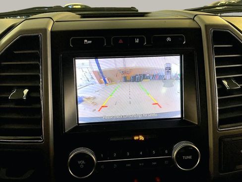 Used 2021 Ford Expedition XLT RWD image 26