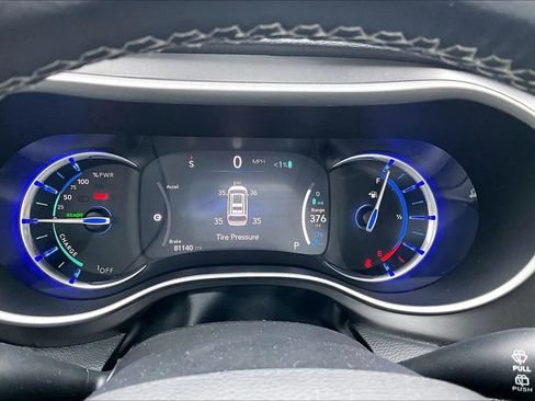 Used 2021 Chrysler Pacifica Touring-L image 20