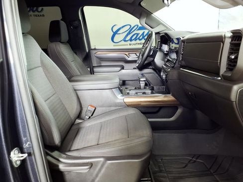 Used 2023 Chevrolet Silverado 1500 LT image 11