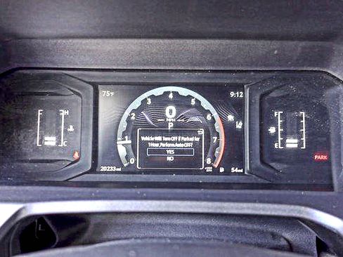 Used 2024 Toyota Tacoma SR5 AWD/4WD image 17