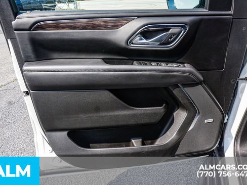 Used 2022 Chevrolet Suburban LT w/ LT Signature Package AWD/4WD image 53