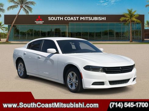 Used 2022 Dodge Charger SXT image 1