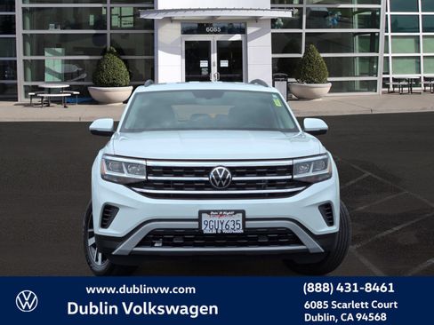Certified 2023 Volkswagen Atlas SE FWD image 2