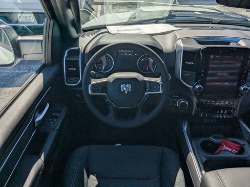 New 2026 RAM 1500 Big Horn AWD/4WD image 16