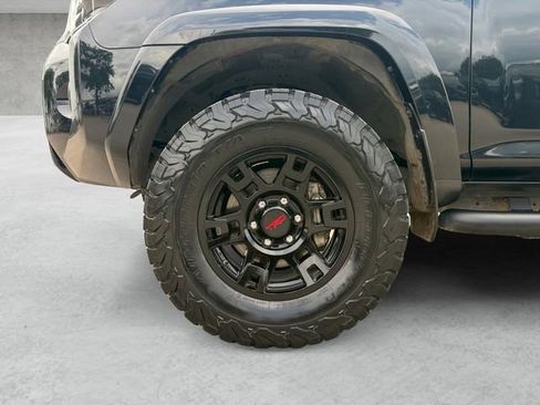 Used 2021 Toyota 4Runner SR5 Premium w/ Moonroof Package RWD image 23