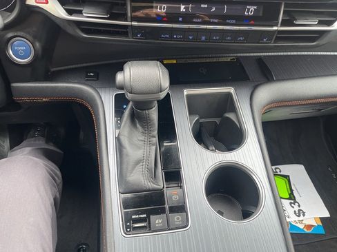 Used 2021 Toyota Sienna XSE w/ XSE Plus Package image 21