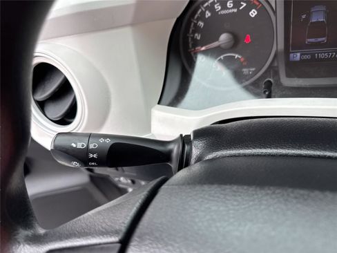 Used 2021 Toyota Tacoma SR w/ SR Convenience Package RWD image 18