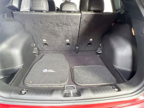 Used 2022 Jeep Compass Limited image 23