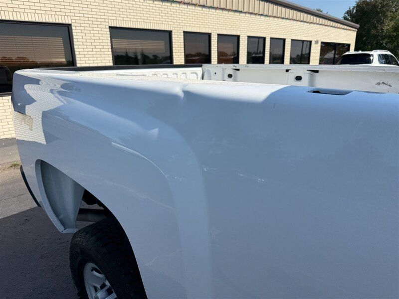Used 2010 Chevrolet Silverado 2500 W/T AWD/4WD image 25