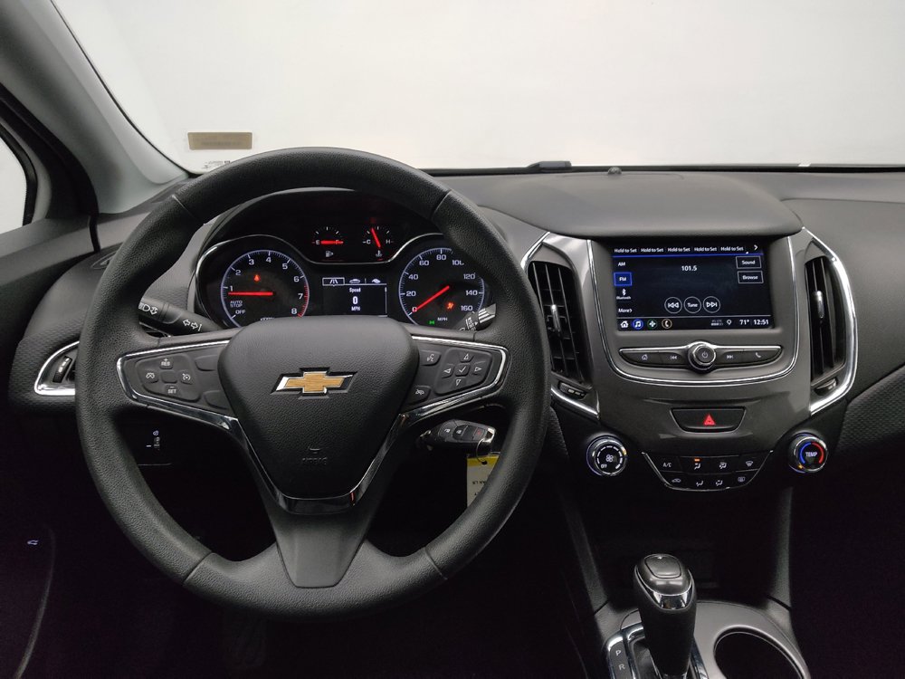 Used 2019 Chevrolet Cruze LS w/ LS Convenience Package FWD image 22