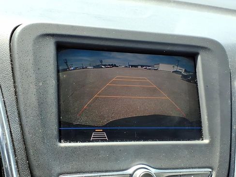 Used 2020 Chevrolet Equinox LT image 17