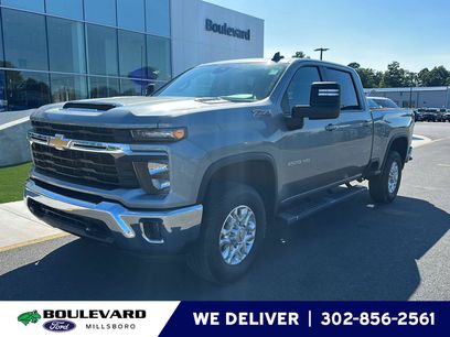 Used 2024 Chevrolet Silverado 2500 LT w/ Convenience Package