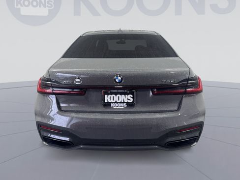 Used 2022 BMW 750i xDrive w/ Executive Package AWD/4WD image 5