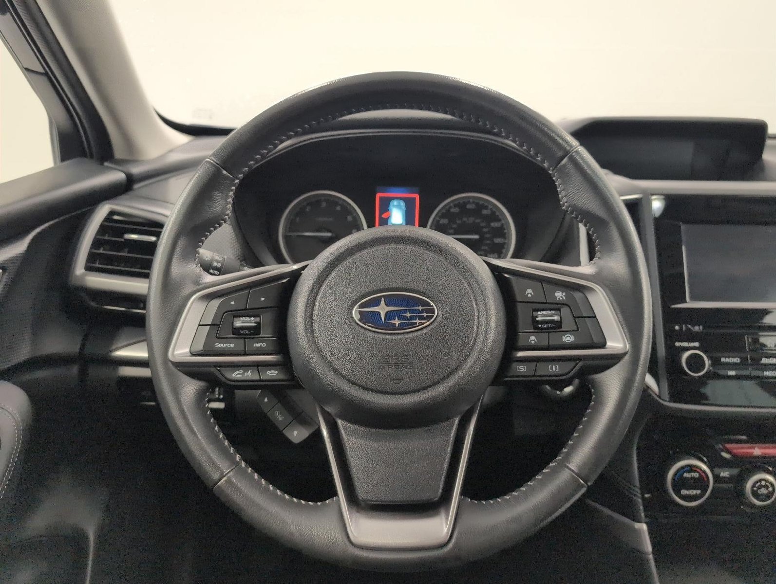 Used 2023 Subaru Forester Premium AWD/4WD image 6