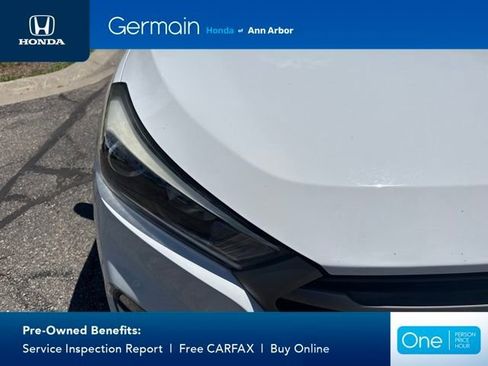 Used 2016 Hyundai Tucson SE w/ Option Group 02 FWD image 3