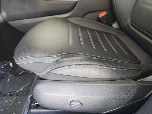 Certified 2025 Mercedes-Benz GLC 43 AMG GLC 43 AMG image 29