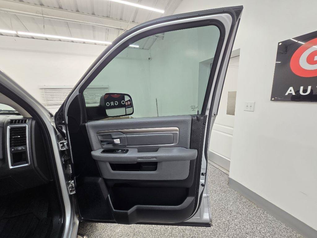 Used 2018 RAM 1500 Big Horn AWD/4WD image 27